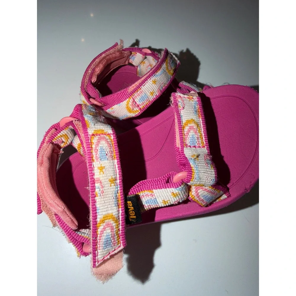 Teva Hurricane XLT 2 Toddler Pink Rainbow Star Sport Sandals 1019390T Size 6T